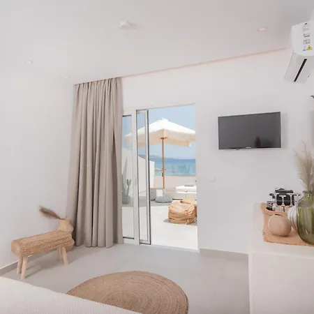 Tsambikos Apts *