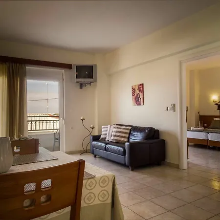 Tsambikos Apts Lägenhet