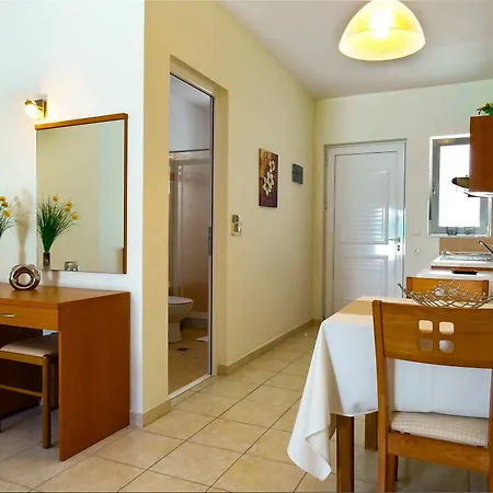 Tsambikos Apts Lägenhet *